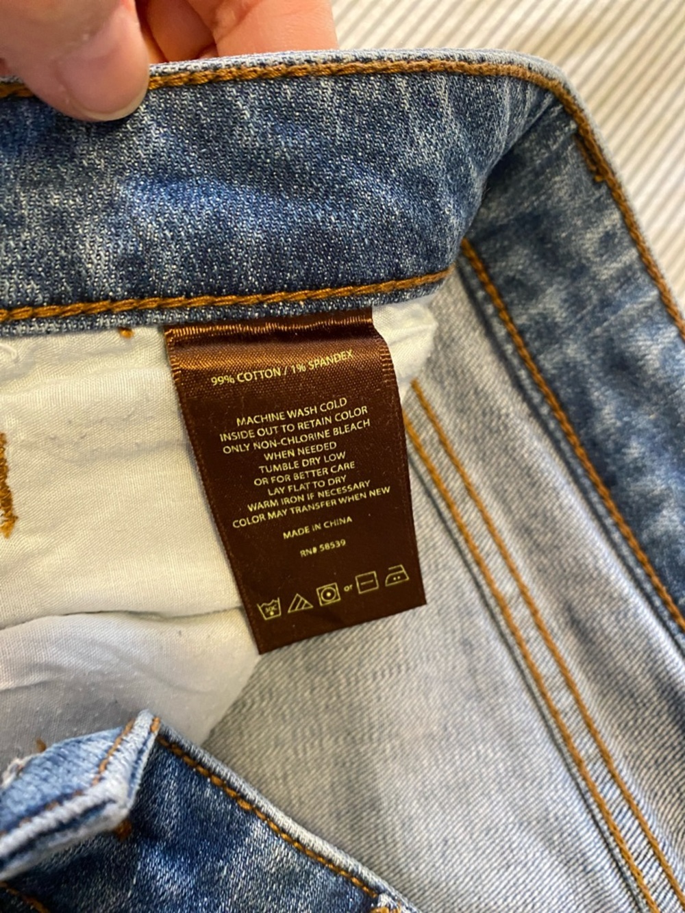 Kut from the Kloth Light Blue Distressed Boyfriend Jean Short 12 with stretch - Picture 2 of 7